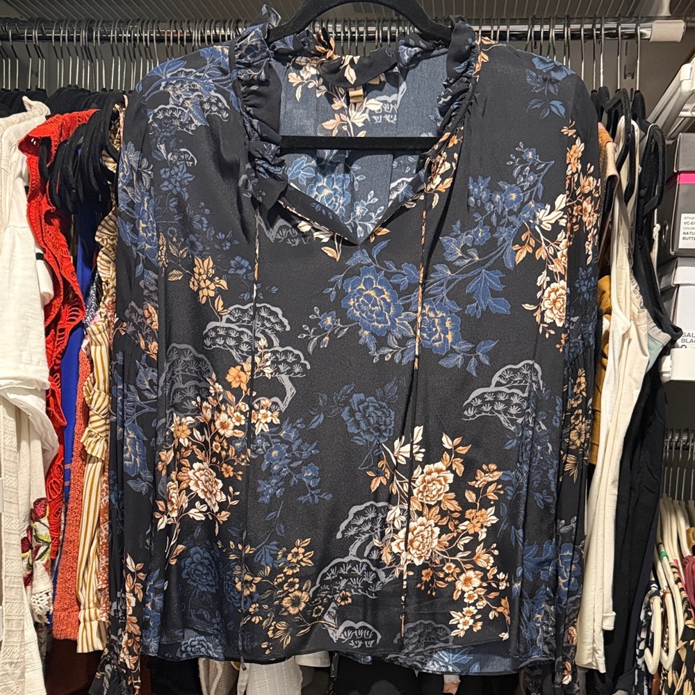 Anthropologie floral Ruffle V-Neck Blouse